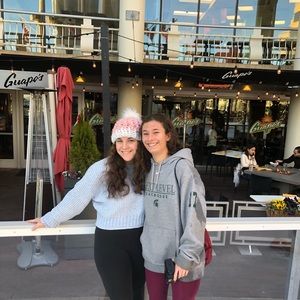 Meet your Posher, Maddie